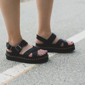 Dr. Martens | Shoes | New Dr Martens Voss Ii Black Platform Sandal |  Poshmark